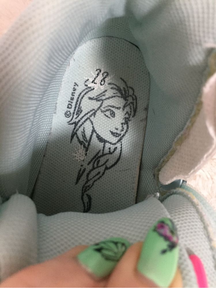 Buty dla dziewczynki Frozen rozmiar 28