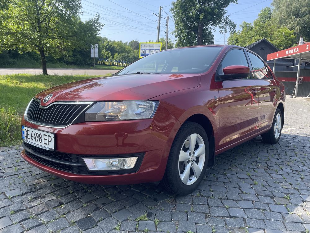 Автомобіль шкода рапід