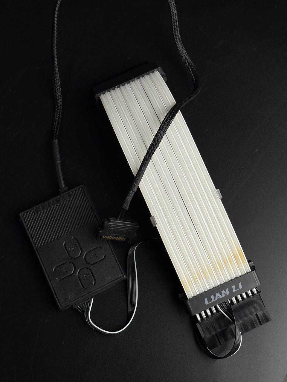 Кастомний кабель живлення Lian Li ARGB Plus V2 24 pin