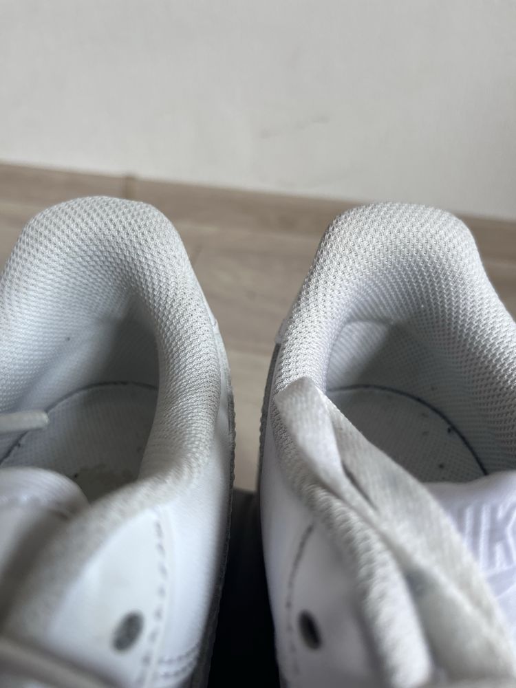 Nike air force 1 white