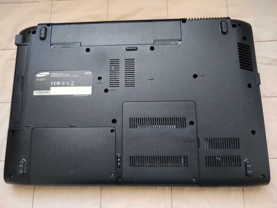 Samsung R578, стан нового, 8Гб-О3П, SSD-128, AKБ-2гoд., Win11