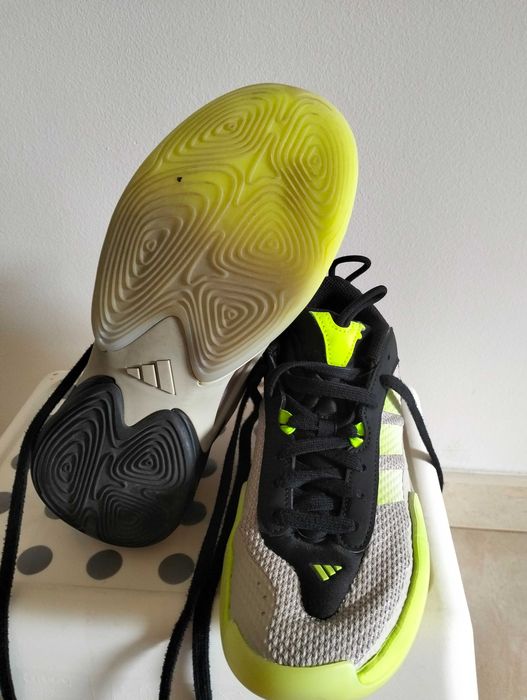 Ténis de Basquetebol Adidas