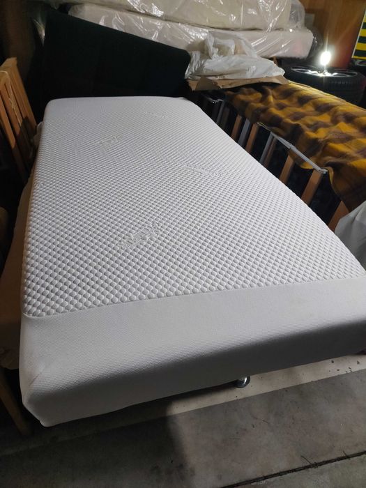 Materac Tempur 190x90x20,,2 sztuki,uzywane,stan dobry