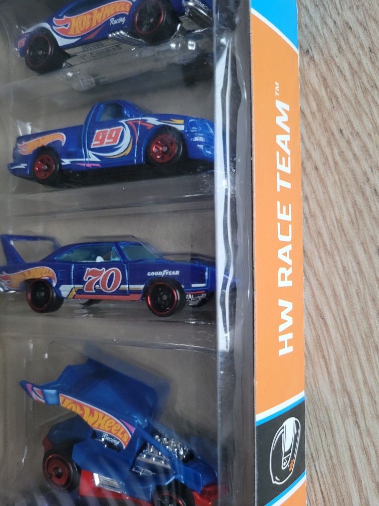 Hot Wheels HotWheels hw race team HFV87