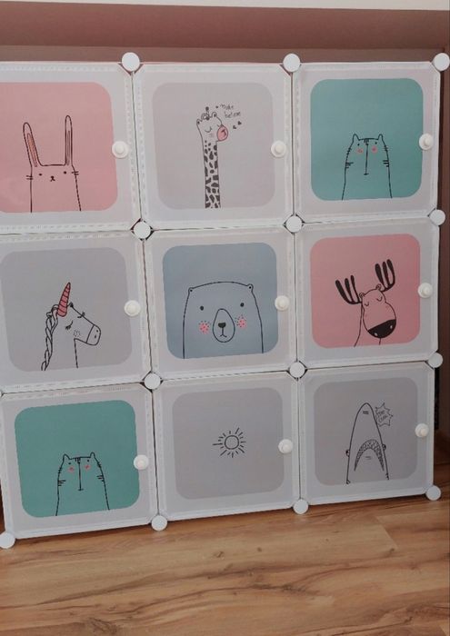 Szafka modułowa dziecięca – różowa, 9 komór z bajkowymi drzwiczkami