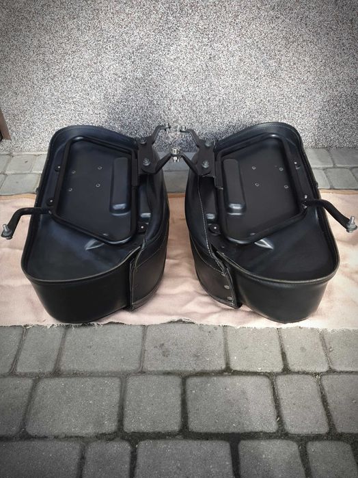 Kufry, Sakwy skórzane ze stelażem. Honda GL1800 Valkyrie