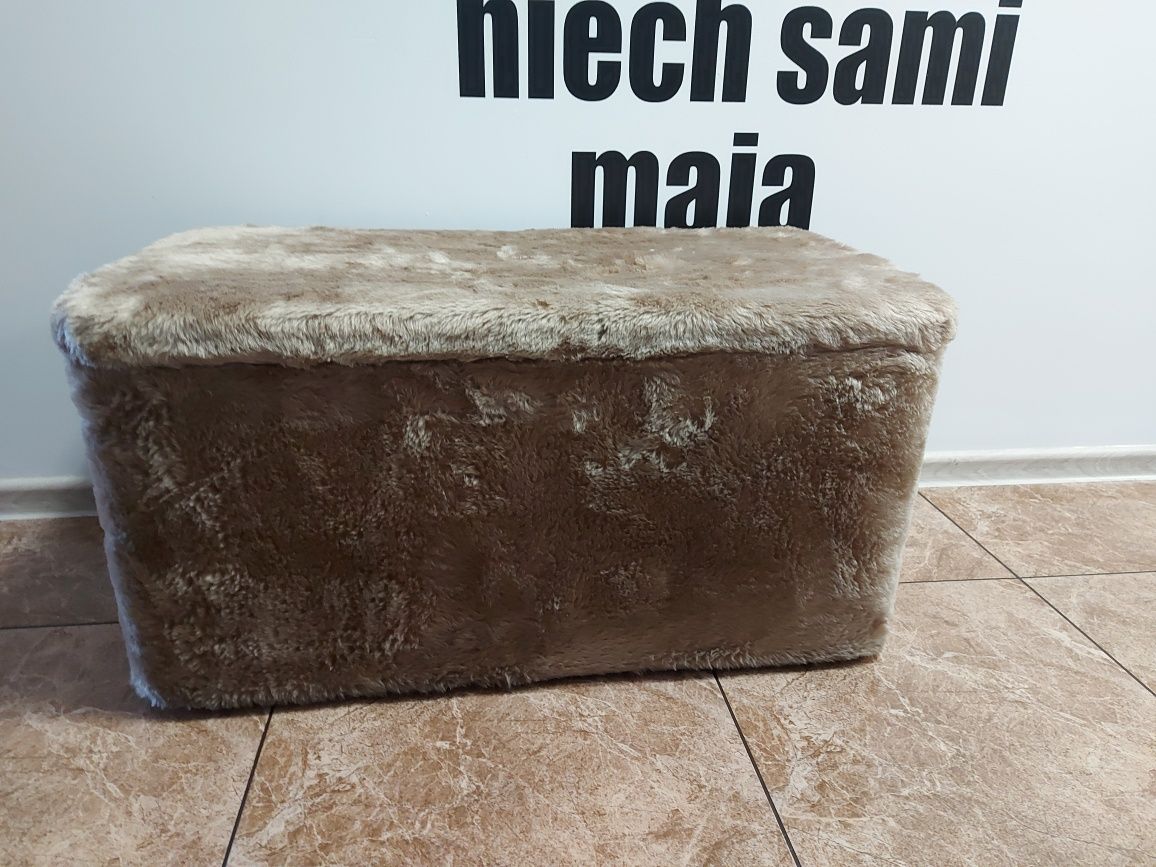 Sprzedam Pufę, Kufer