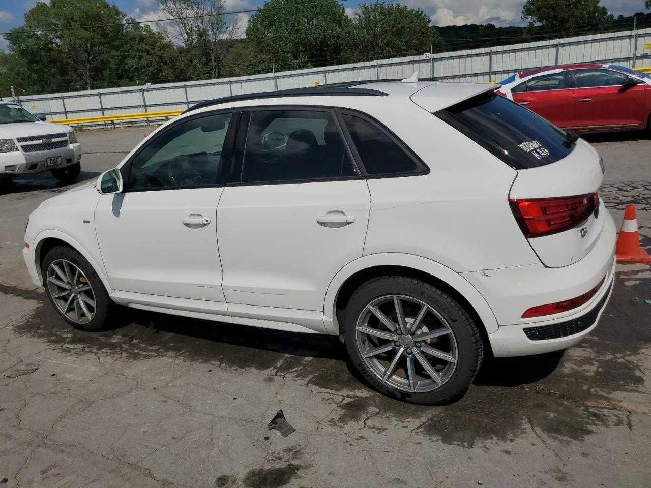2018 року AUDI Q3 Premium Plus
