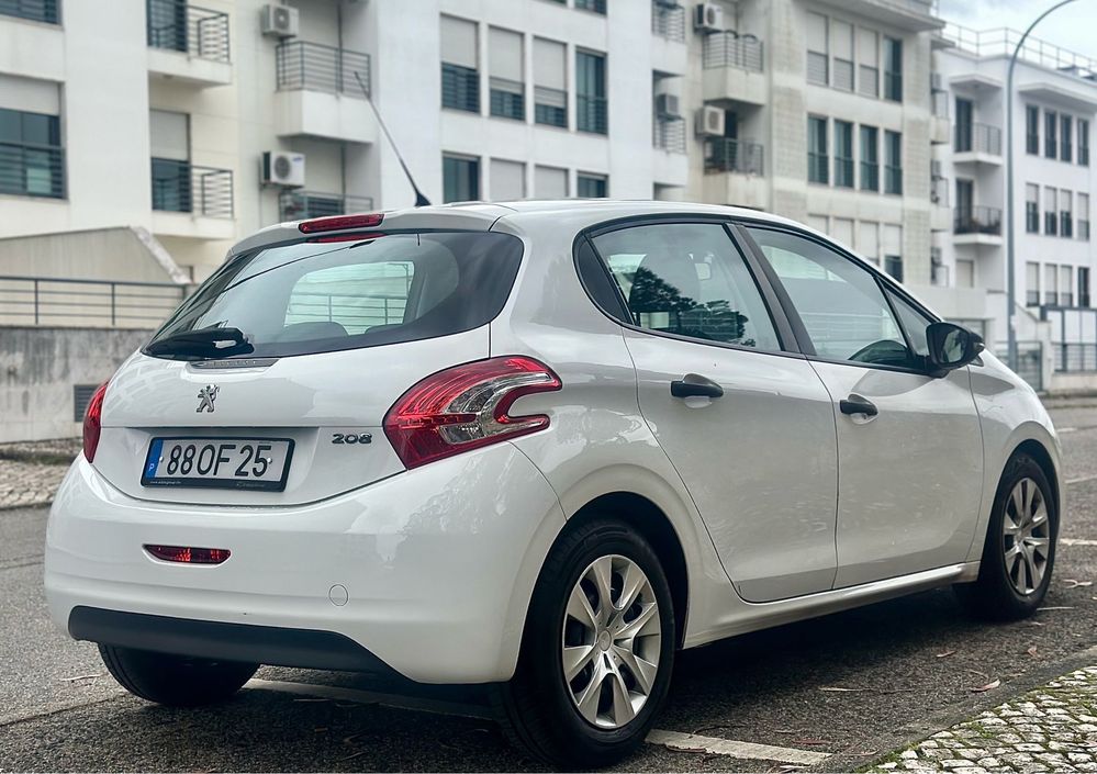 Peugeot 208 1.4hdi