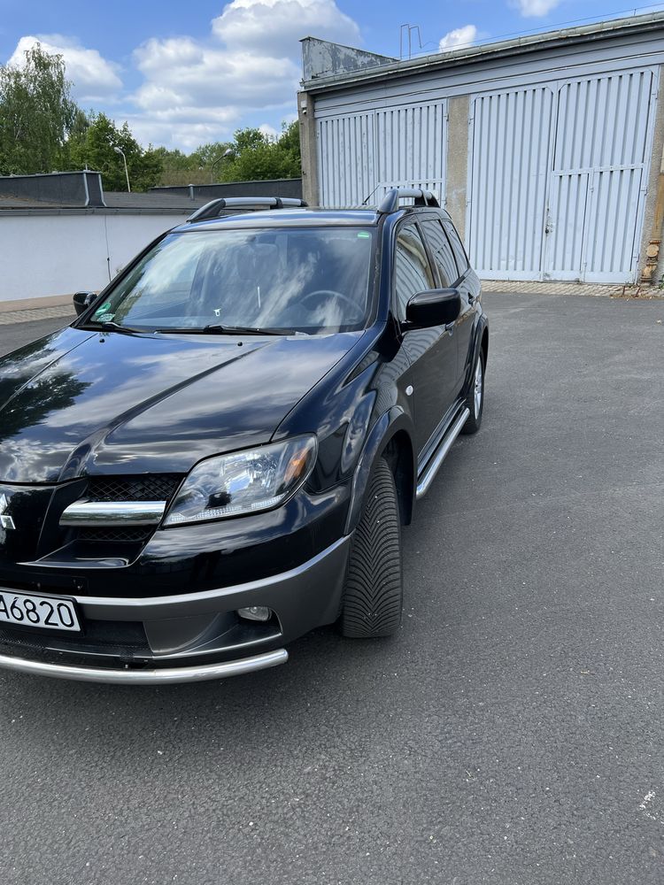 Mitsubishi Outlander 2.4 benzyna