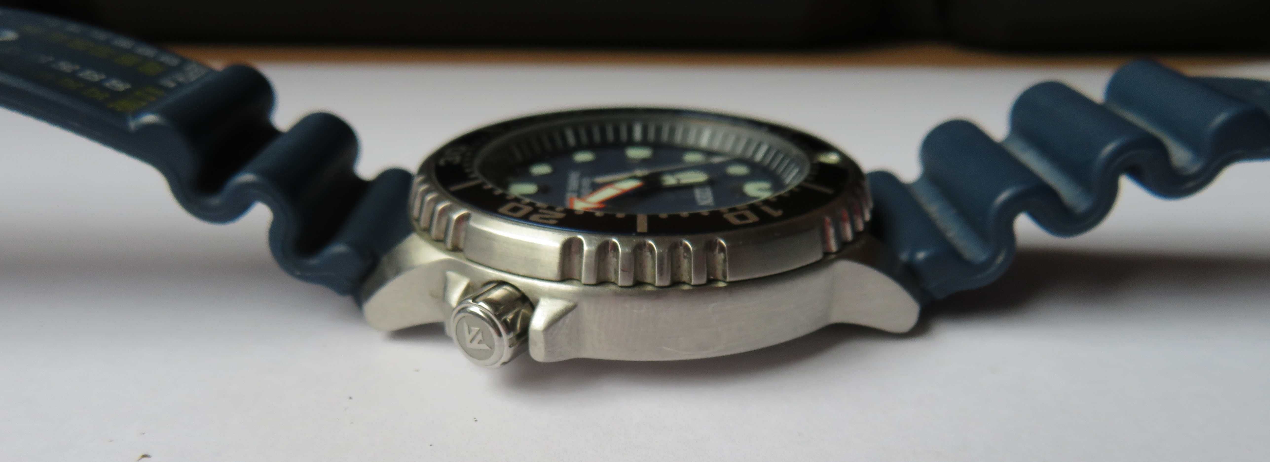 zegarek diver citizen eco drive  200 m  44mm
