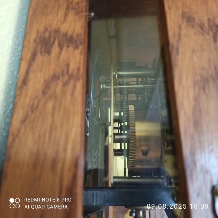 Старовинний раритетний настінний годинник