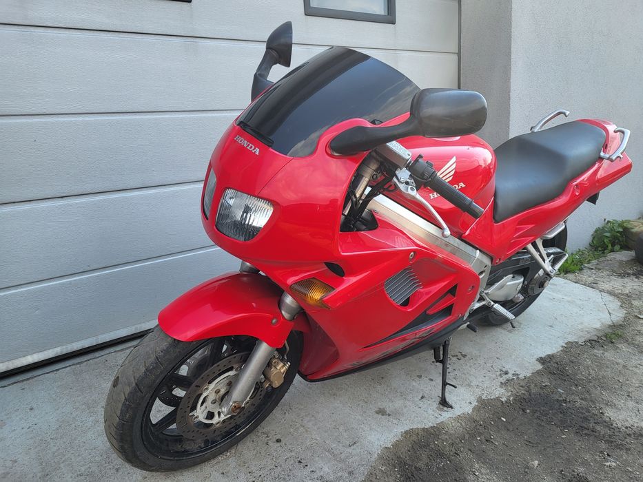 Honda vfr 750 rc 36 II 2 sportowy wydech grzane manetki TRANSPORT