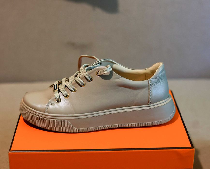 Туфель-кросівок  жіночий на платформі шкіра.