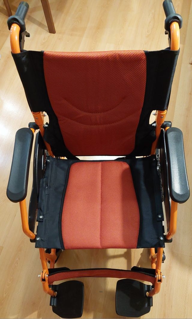 Wózek ortopedyczny inwalidzki Mobiclinic