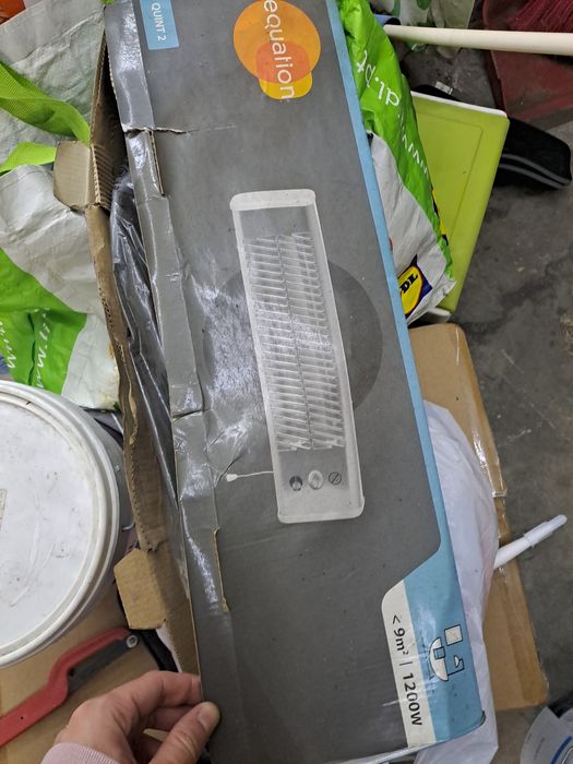 Aquecedor infravermelhos de parede novo