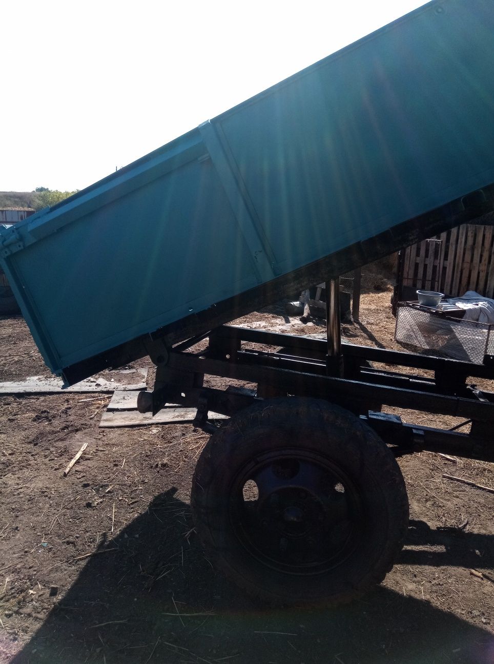 Продам прицеп 1 птс-2.