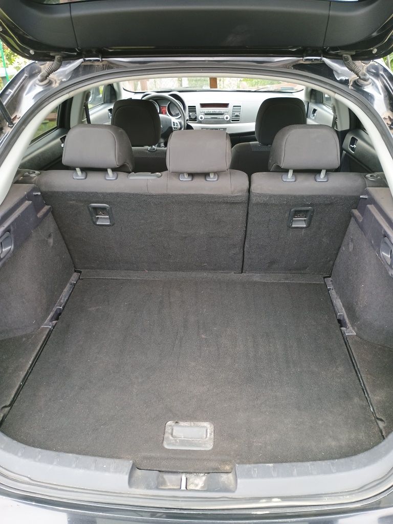 Mitsubishi Lancer VIII sportback 2009 1.8 benzyna