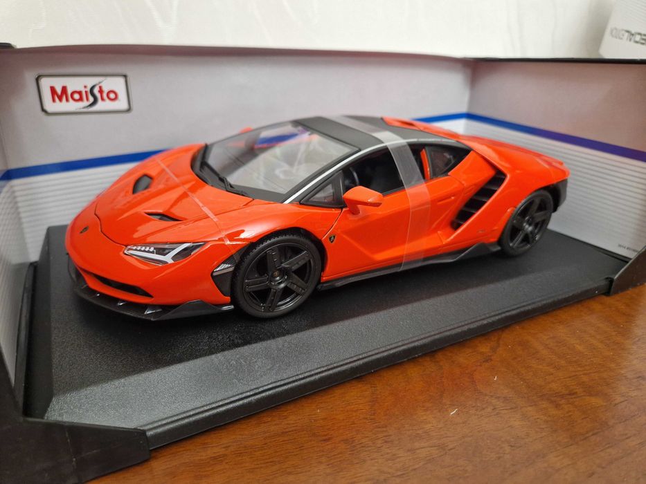 Лот №24.Lamborghini Centenario. 1/18 Maisto.