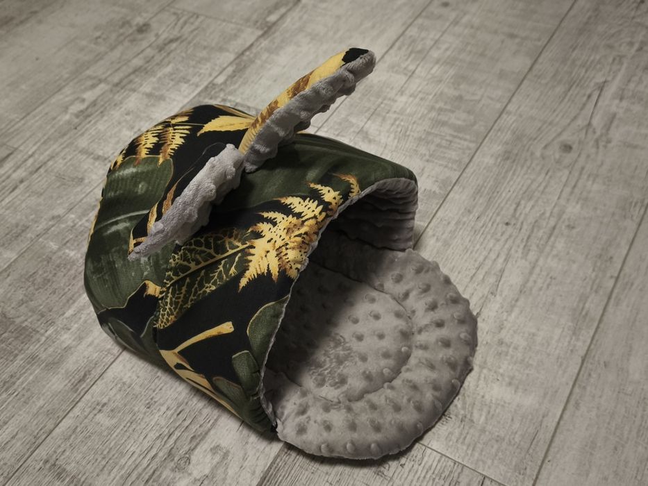 Legowisko, tunel z uszami, domek dla królika, świnki morskiej duży