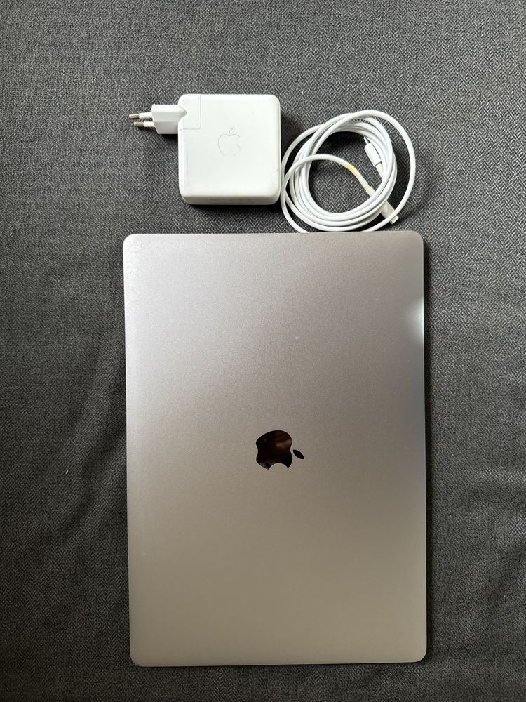 Macbook Pro 15-inch, 2016