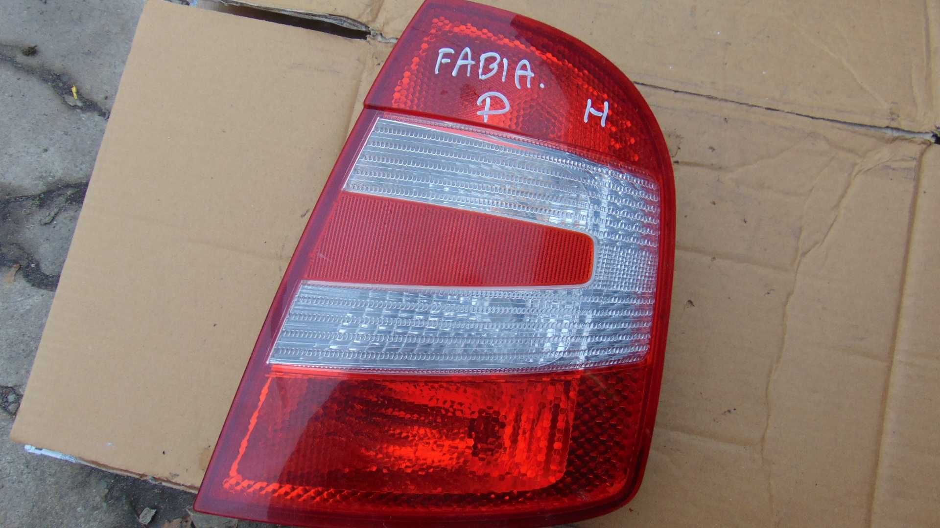 Lut4 Lampa prawa tylna skoda fabia HB wysyłka części