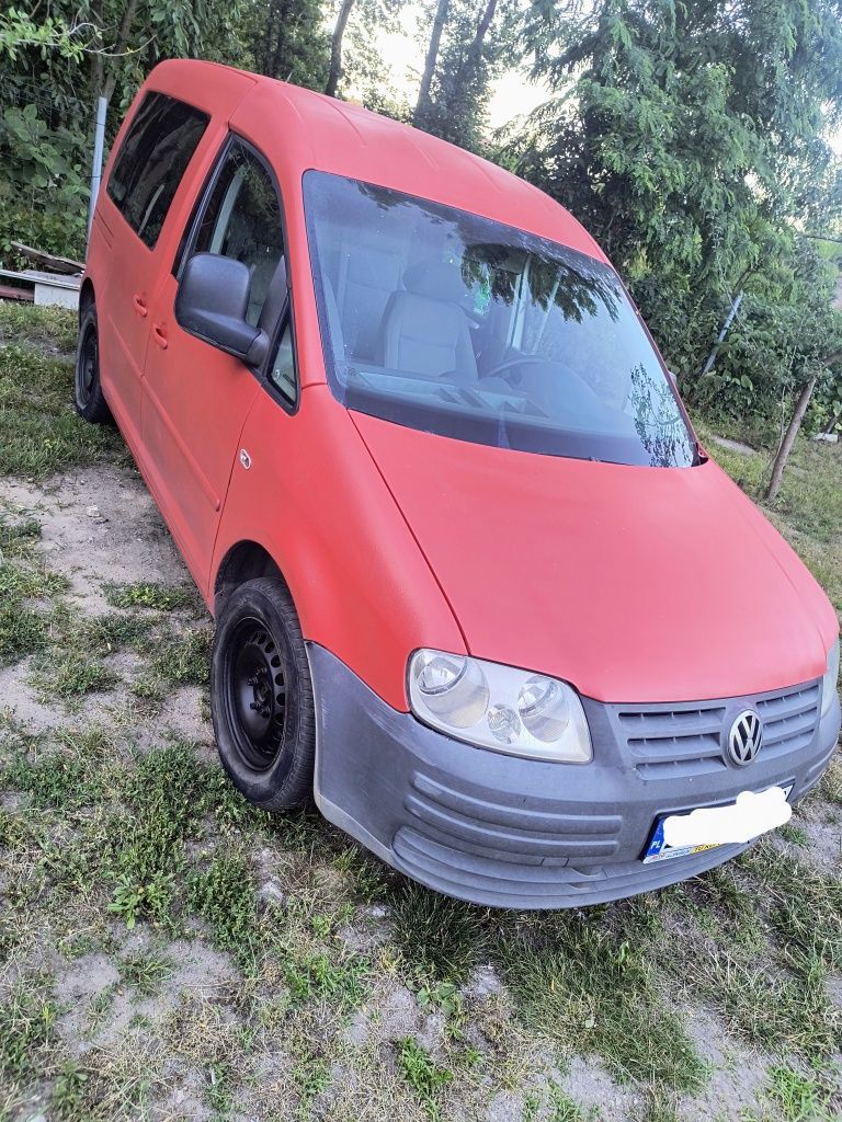 VW Caddy 2.0SDI 2004r. 5 osób / hak