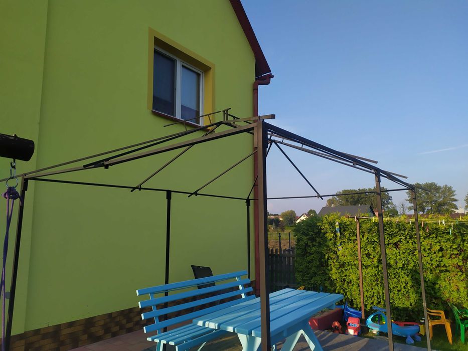 Stelaż do namiotu ogrodowego