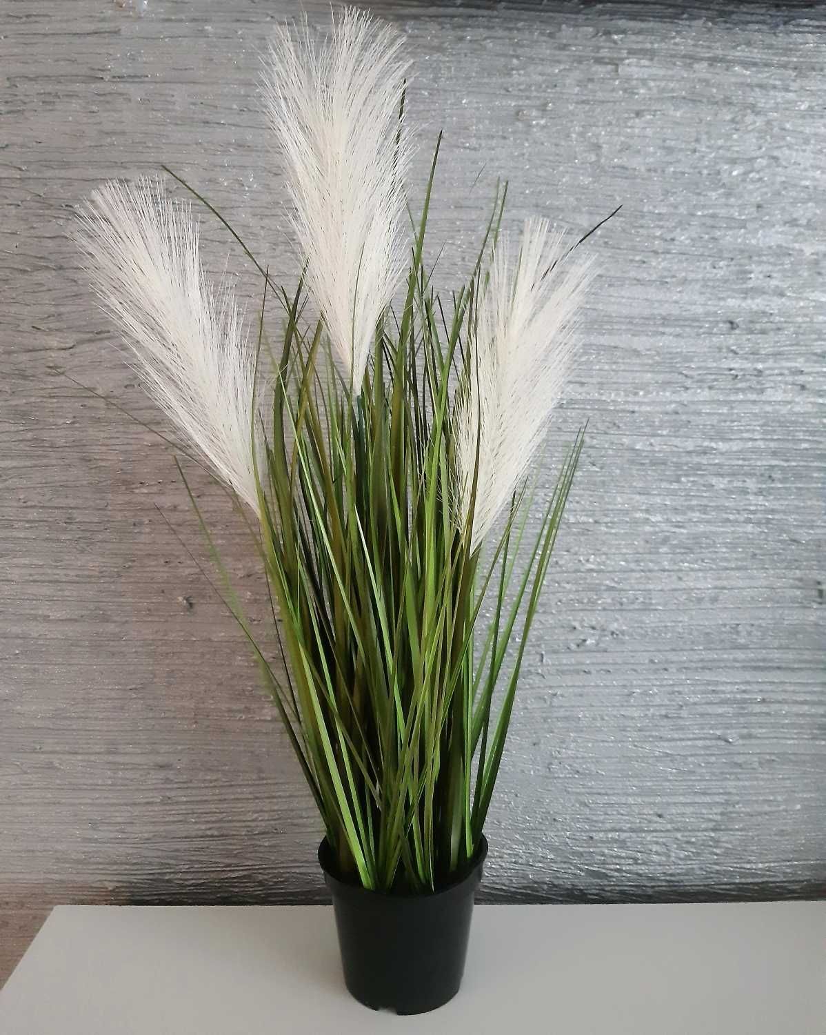 Sztuczna trawa pampasowa w doniczce z białymi kwiatami 45 cm