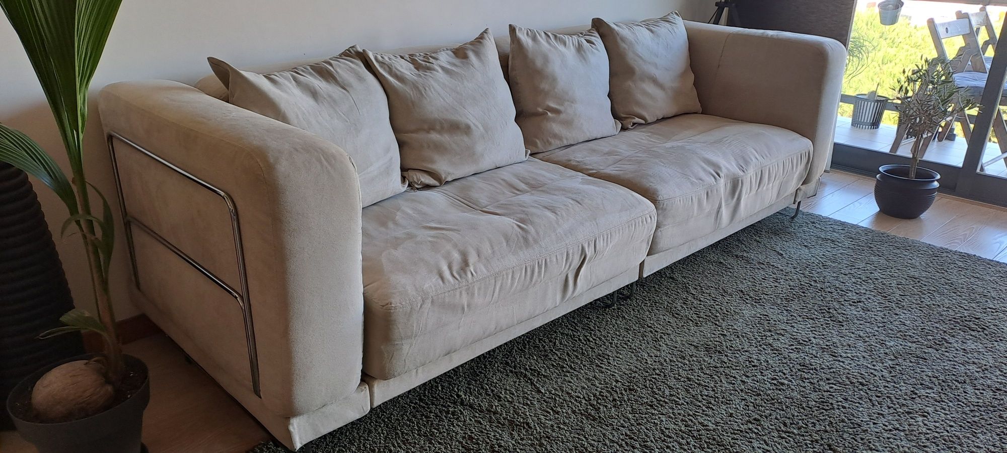 Sofá Cama TYLÖSAND Ikea 3 Lugares, com arrumação e almofadas. Estimado