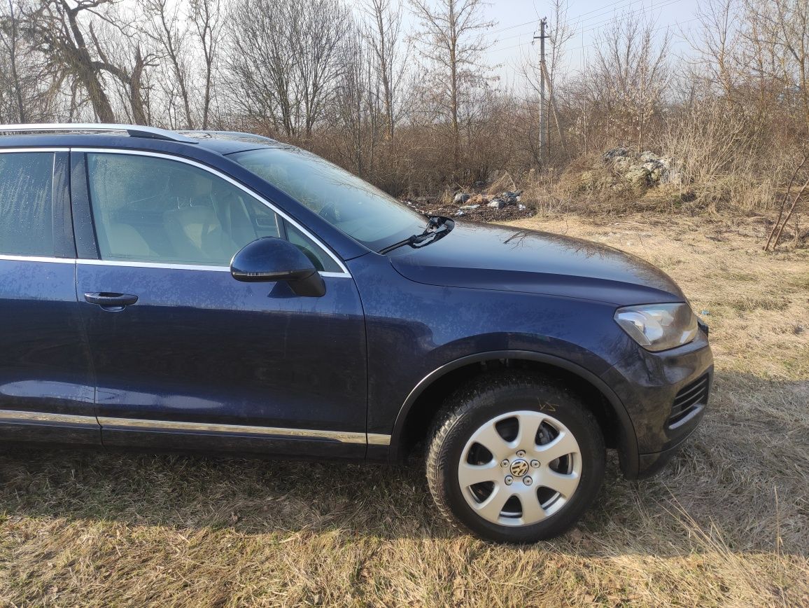 Капот Volkswagen Touareg Тоуарек тоурег NF  Фольксваген Таурег VW