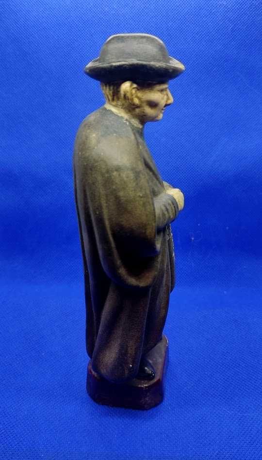 Estatueta em cerâmica Padre Cruz