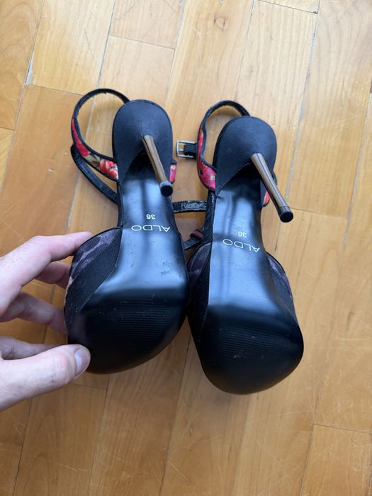 Szpilki Alfdo 36 nowe