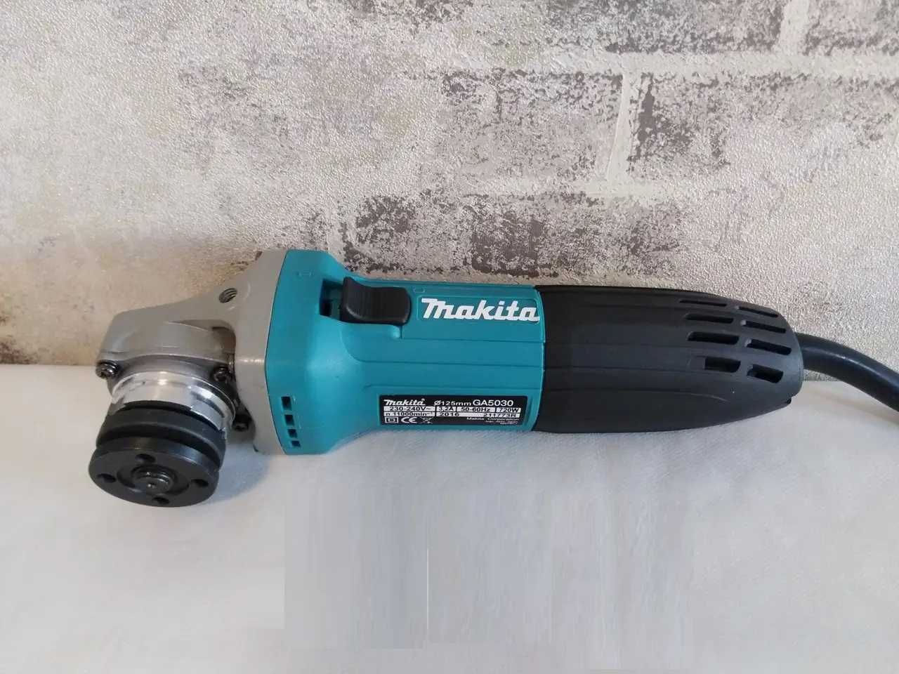 Угловая шлифмашина болгарка Makita сетевая Шліфувальна болгарка Макита