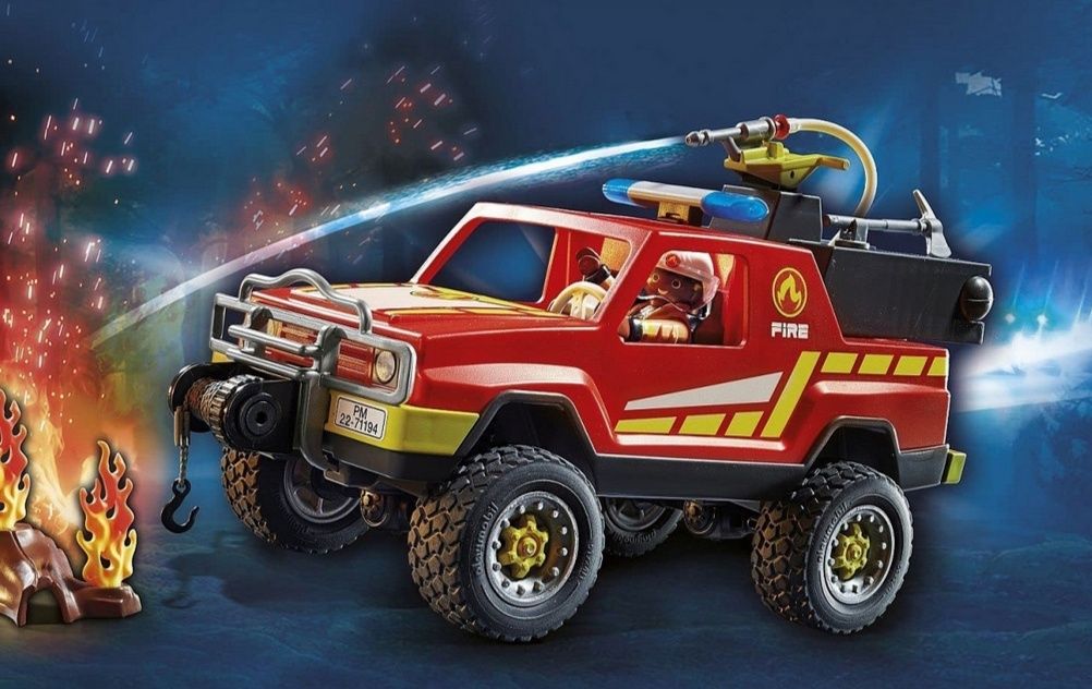 Playmobil Zestaw Klocków Straż Pożarna Wielkanoc wóz sikawka na wodę