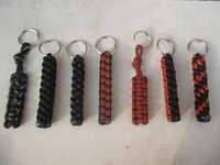 Porta-chaves Paracord - Cores Preto e Vermelho