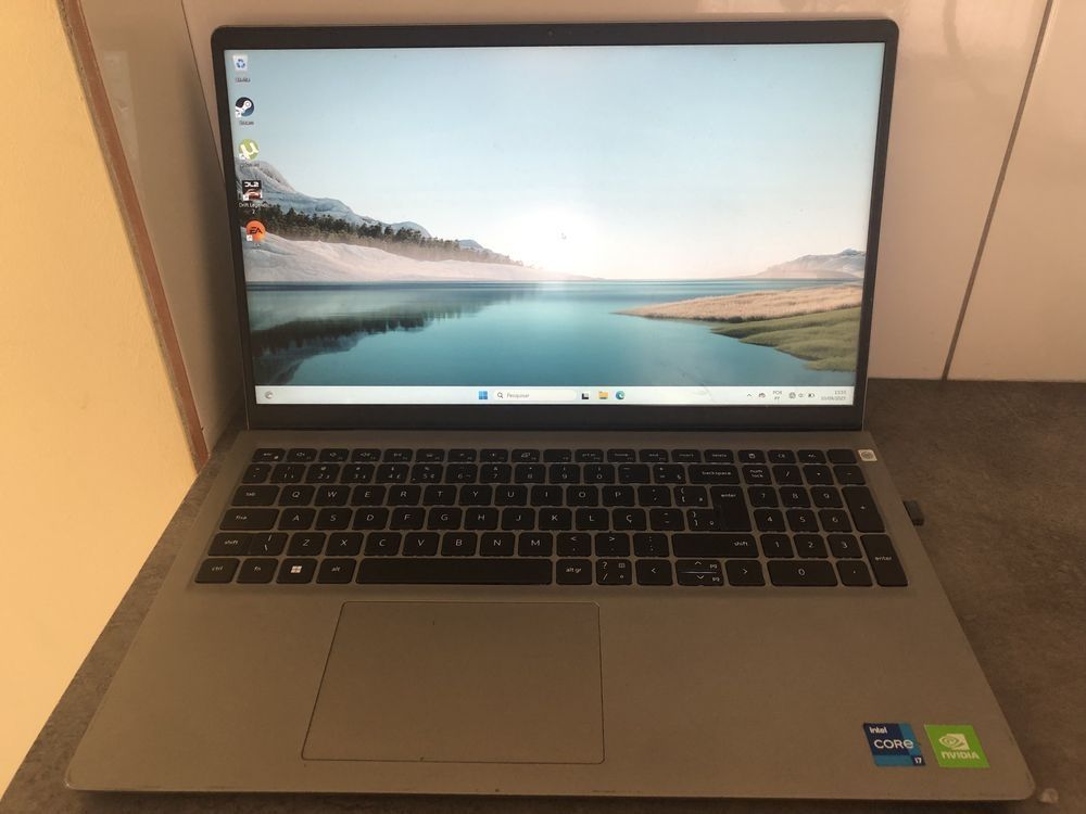 Notebook DELL Vostro 3530