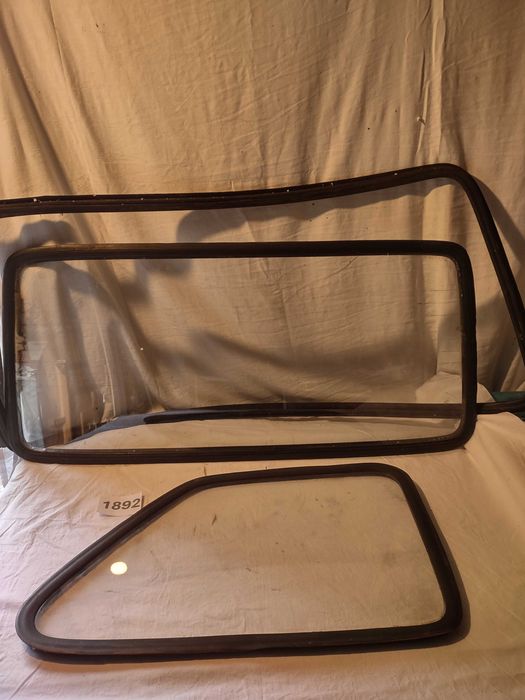 szyba szyby od malucha 126 P fiat