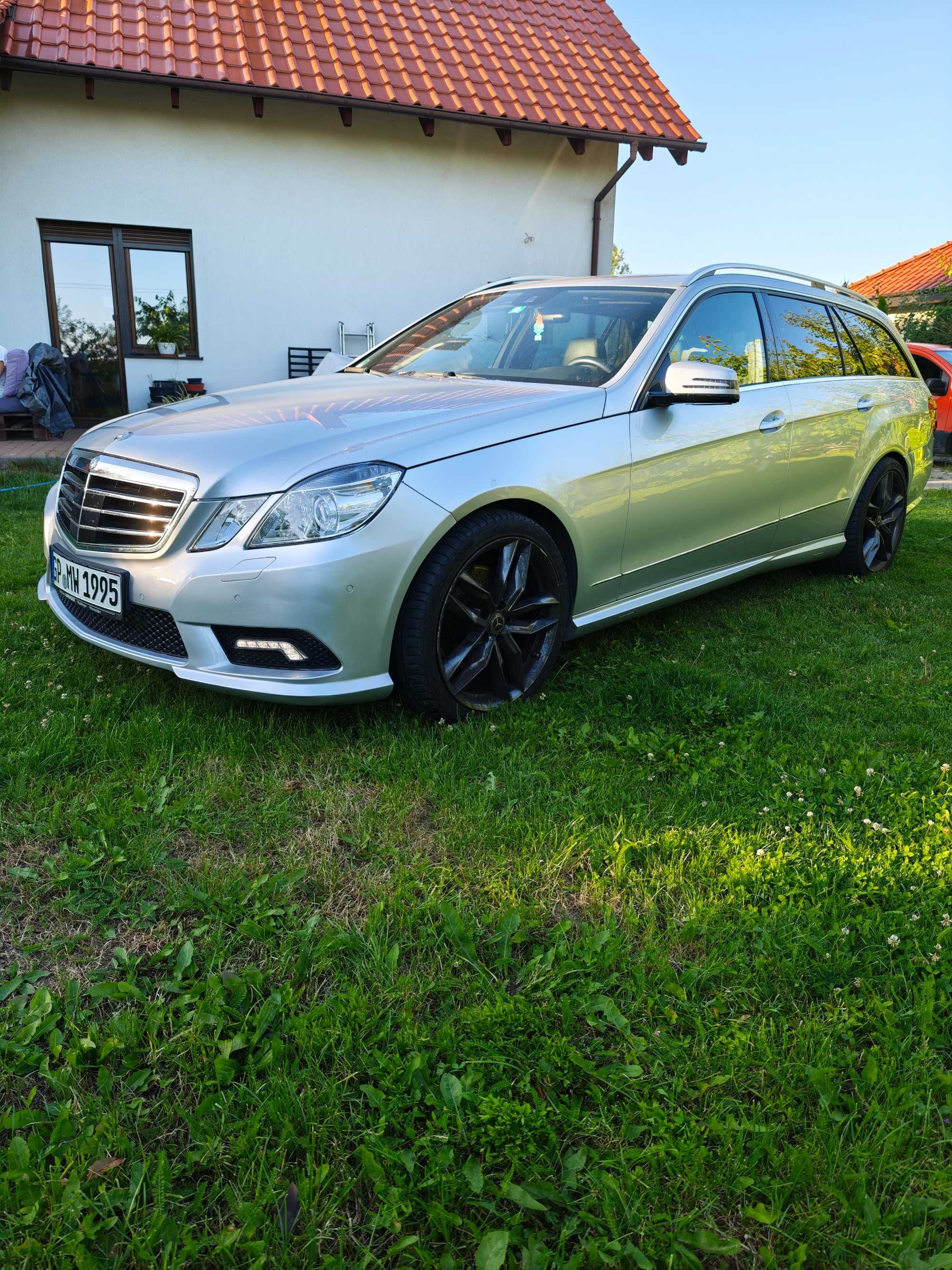 Mercedes Klasa E 350 T CDI DPF BlueEFFICIENCY 7G-TRONIC Avantgarde AMG