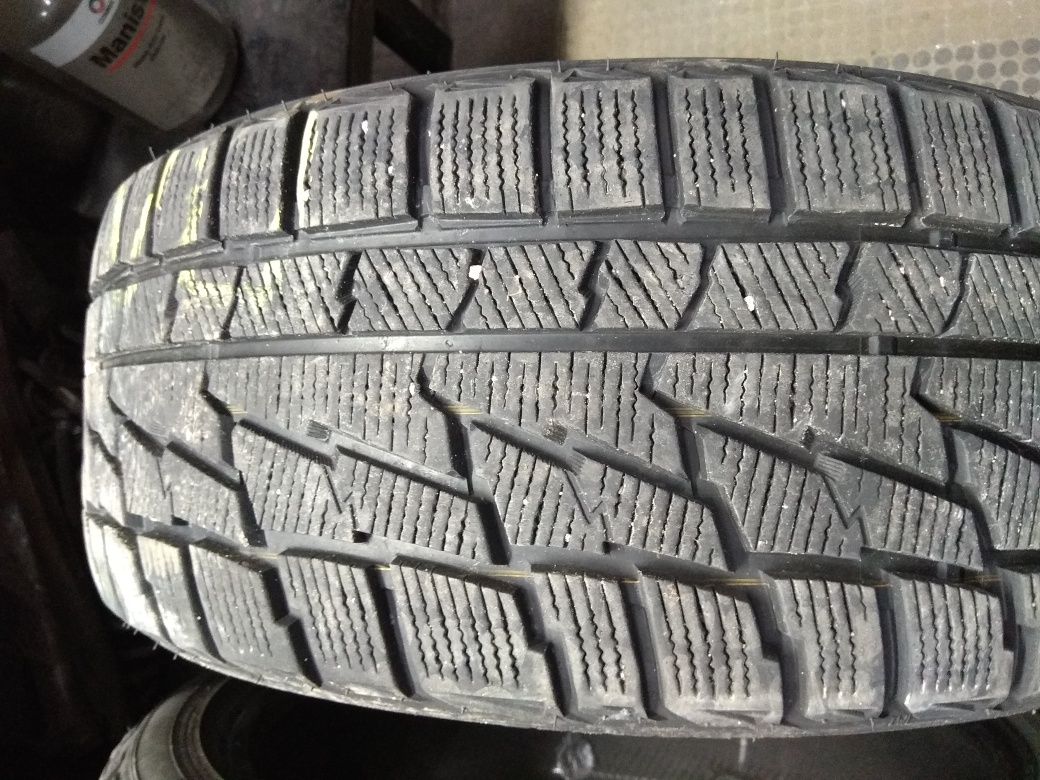 Гума, резина 225/40/18 225/40R18