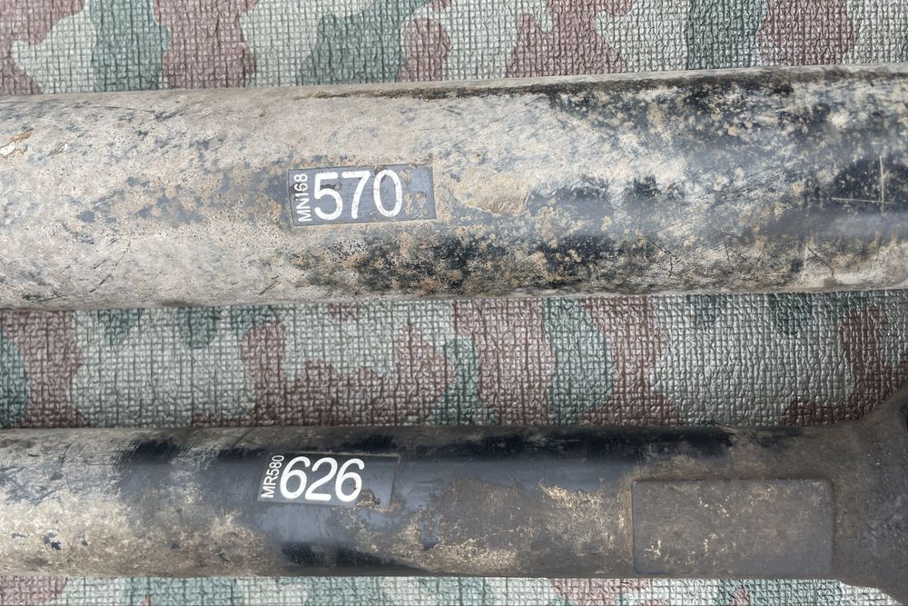 Кардан L200. Кардан роздатки L200. Кардан переднього мосту L200