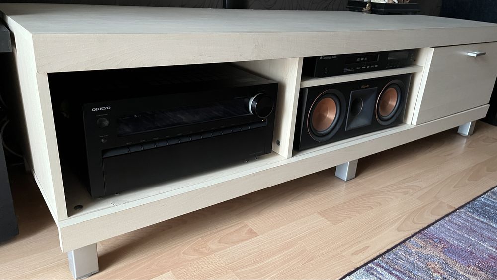 Legendarnie brzmiacy amplituner AV Onkyo TX-NR828. Stan idealny
