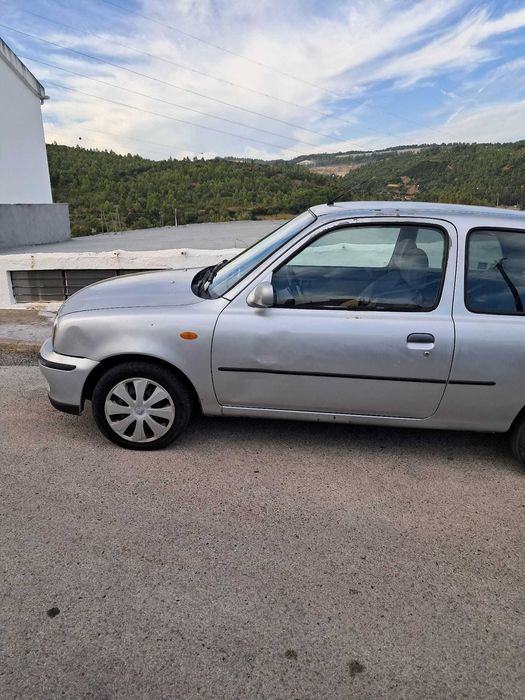 micra nissan 2002