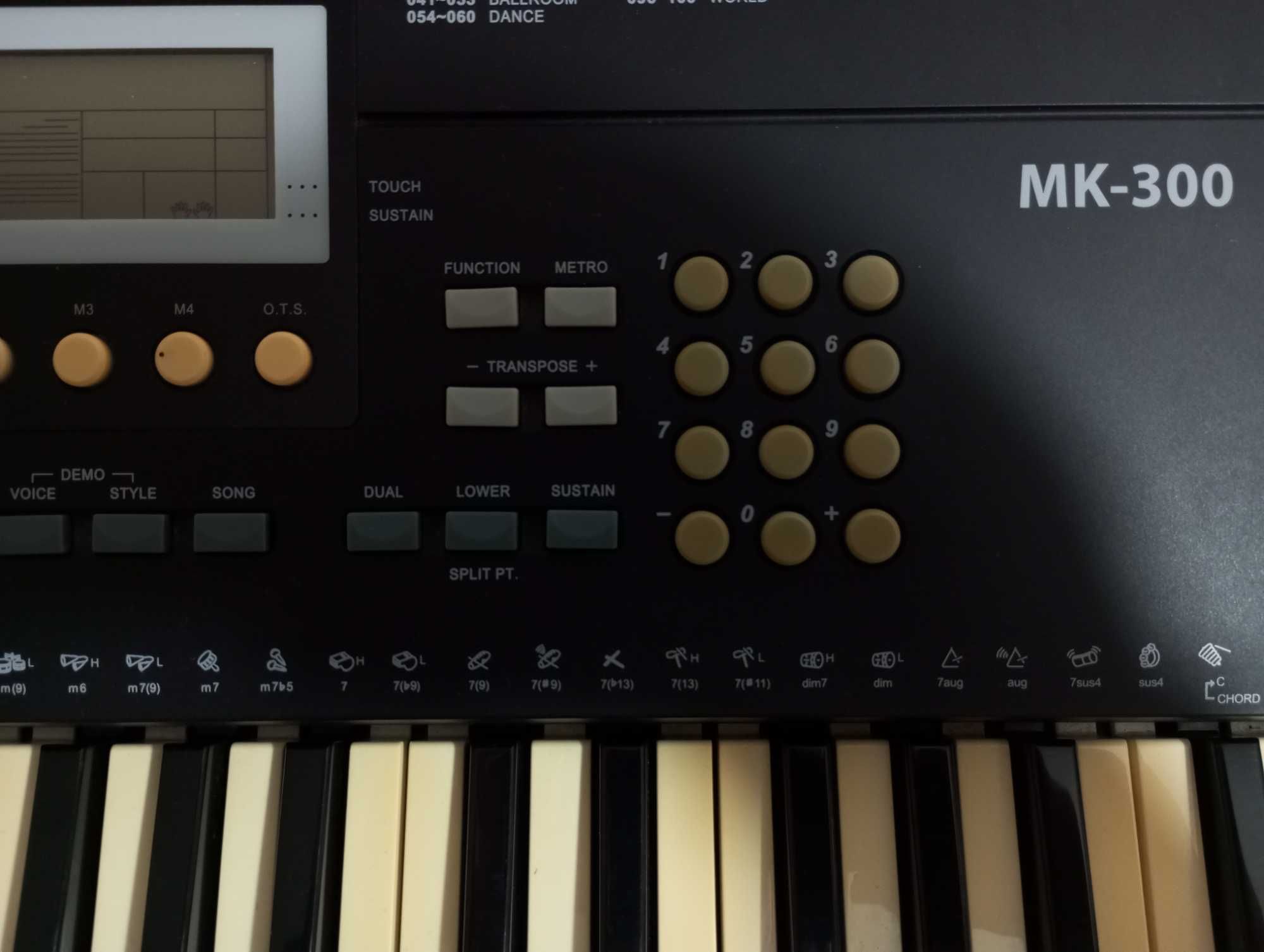 Piano Digital Startone MK-300 em bom estado