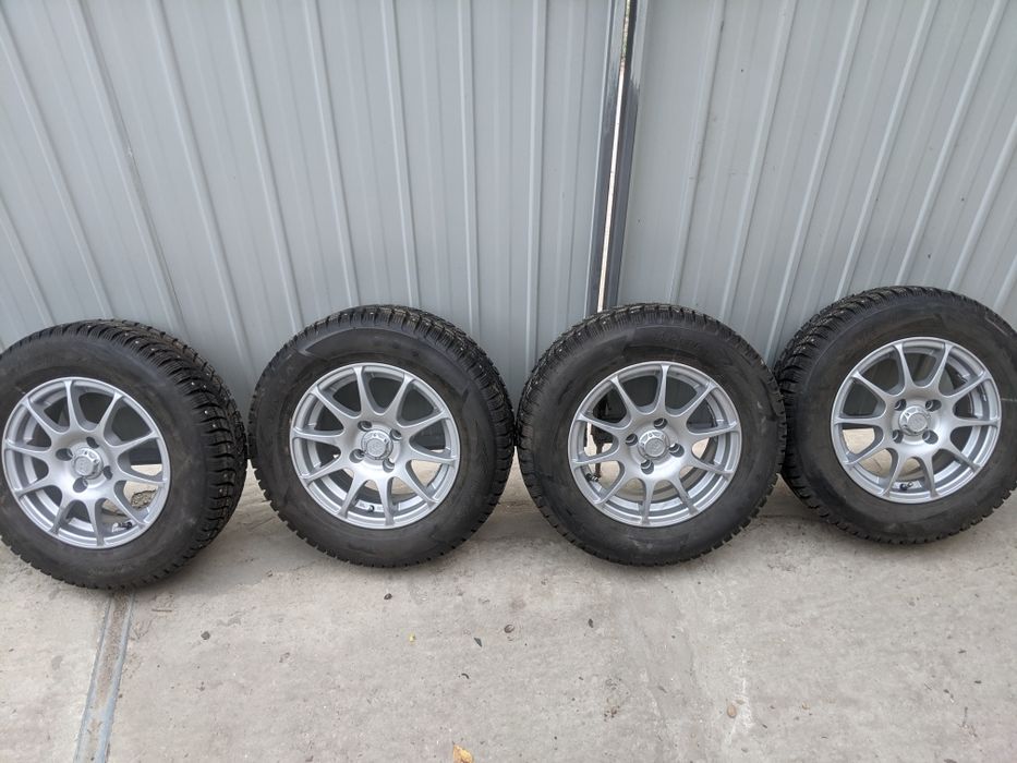 Продам комплект шин та дисків