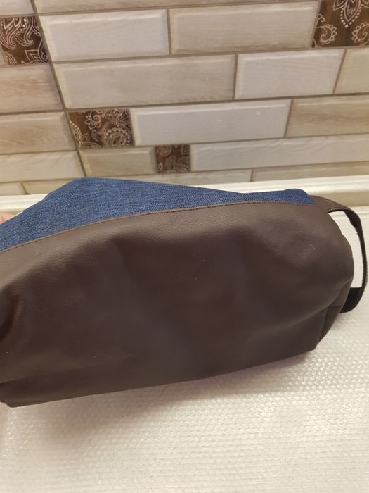 Дорожня чоловіча косметичка 25×13×15