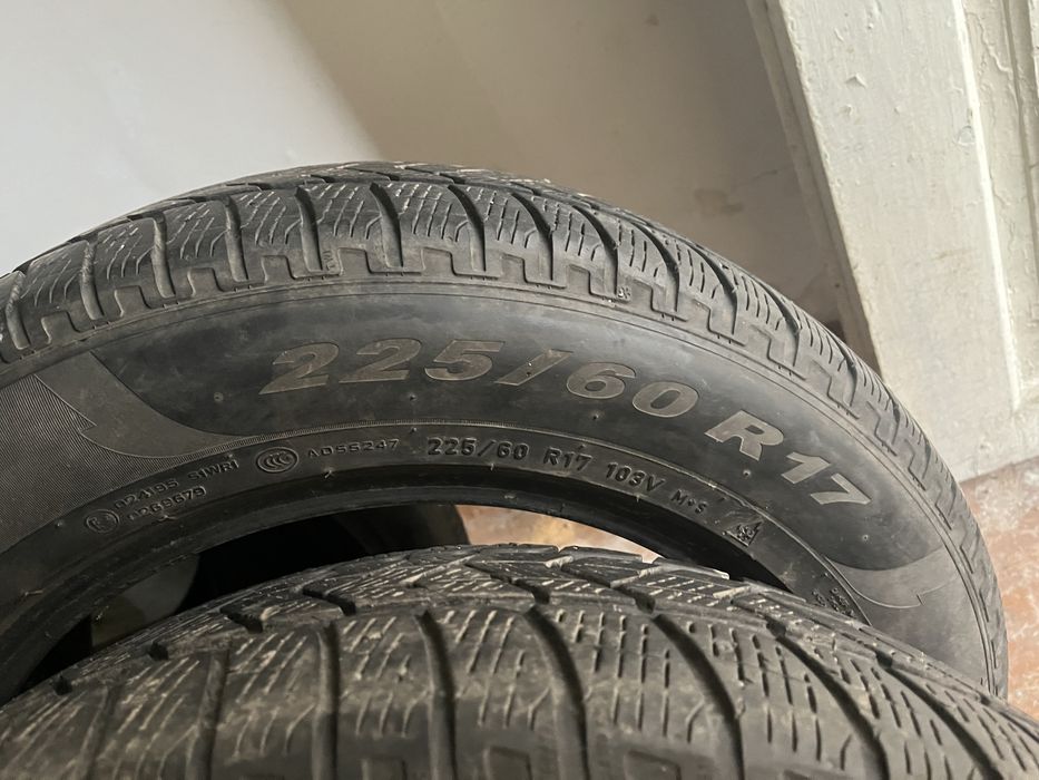 Гарна гума, 225/60/17. Піреллі