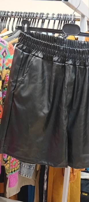 Кожаные чёрные шорты. Еко кожа