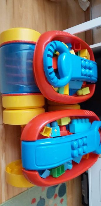 Mega blocks