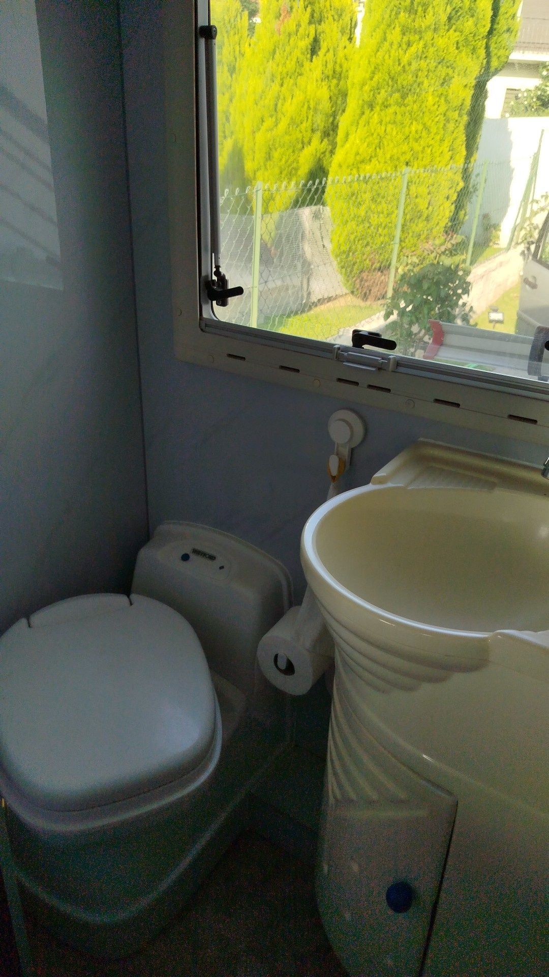 Autocaravana para aluguer | Fiat - Pilote | 3 camas sempre feitas